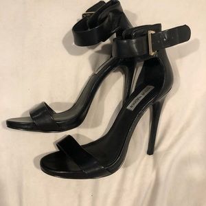 Perfect condition Steve Madden heels